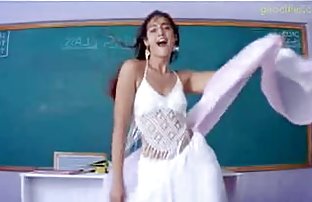 XXX بازیگر عکس انجمن Ileana به عنوان معلم
