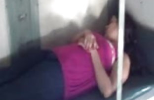 XXX من به تصور این اقدامات در قطار-2