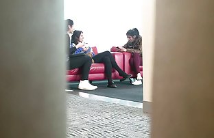 XXX بهترین از پا آویزان در لباس تنگ سیاه و سفید