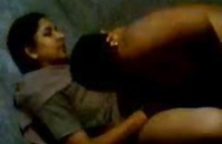 XXX من انجمن هند, دوست, دوست همسر