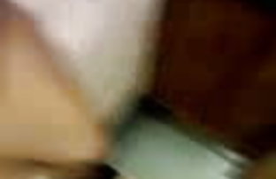 XXX سینه کلان, سفید و آبی رنگ در ویدئو, انجمن در نشان دادن دارایی