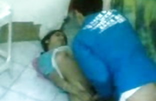 XXX انجمن Bhojpuri زرق و مخفیانه با او گفتگوی ایرانیان