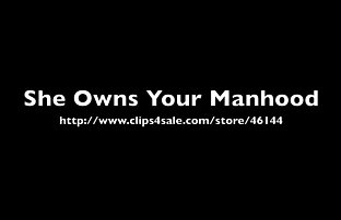 XXX یاس دختر که حامله خجالتی است و می خواهد به نوبه خود به یک guzzler جوی